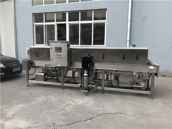 塑料筐清洗機行業 僅需2人解決周轉筐清洗難題 高效益比體驗 塑料筐清洗機行業 僅需2人解決周轉筐清洗難題 高效益比體驗